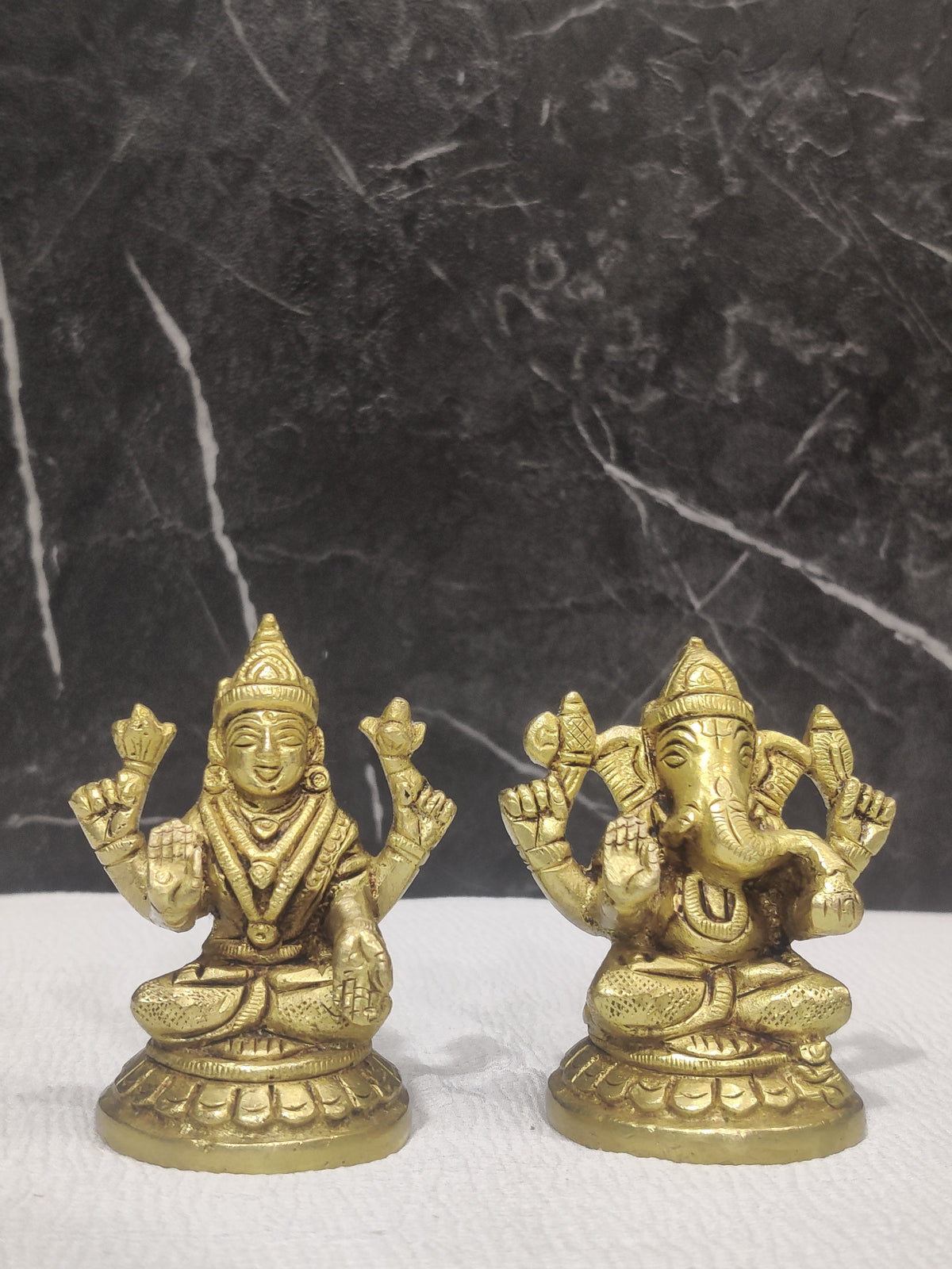 Divine Duo: Ganesha & Lakshmi Murti