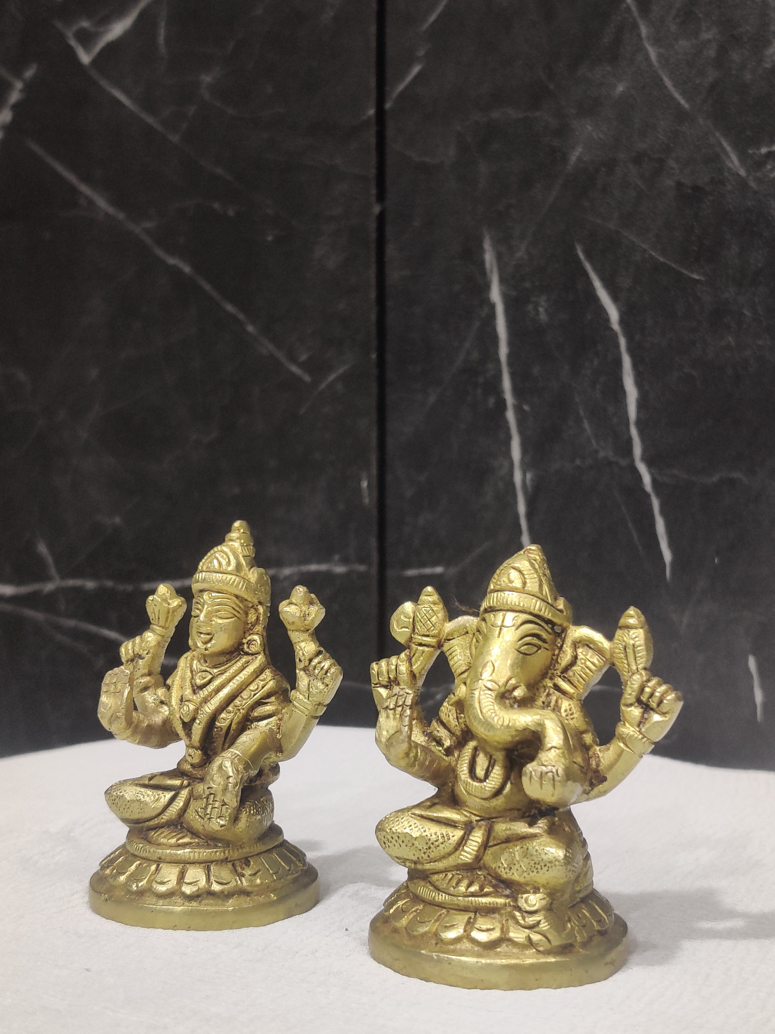Divine Duo: Ganesha & Lakshmi Murti