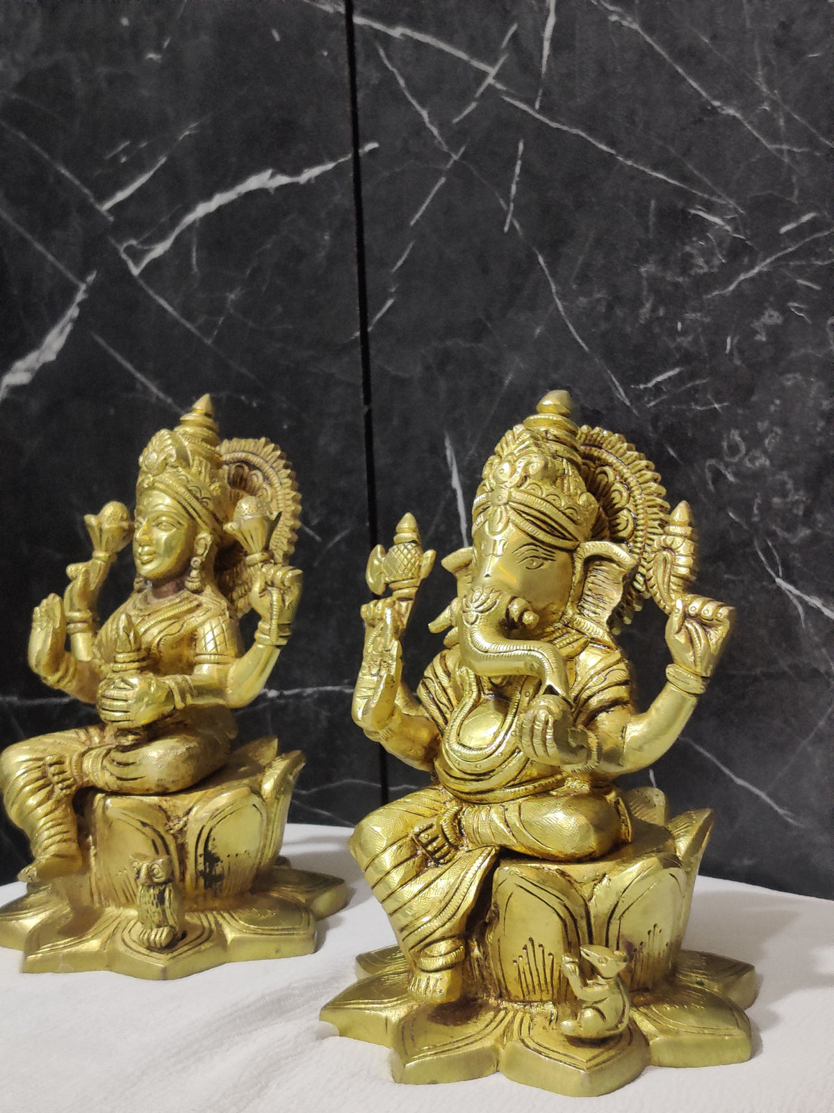 Grand Aura: Ganesha & Lakshmi Supreme Idol